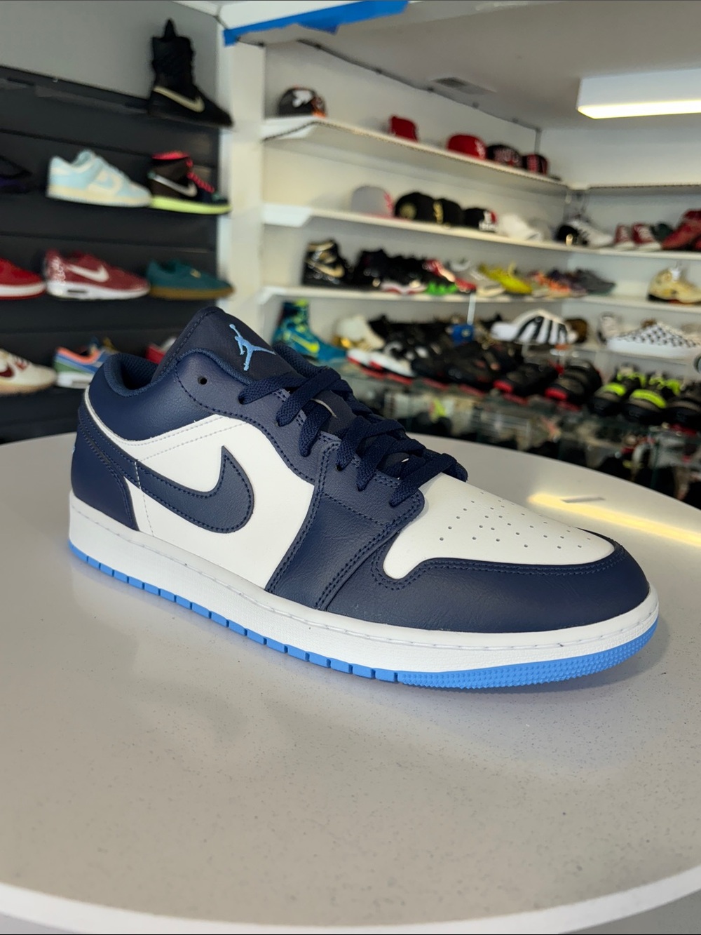 Air Jordan 1 low mens size 13